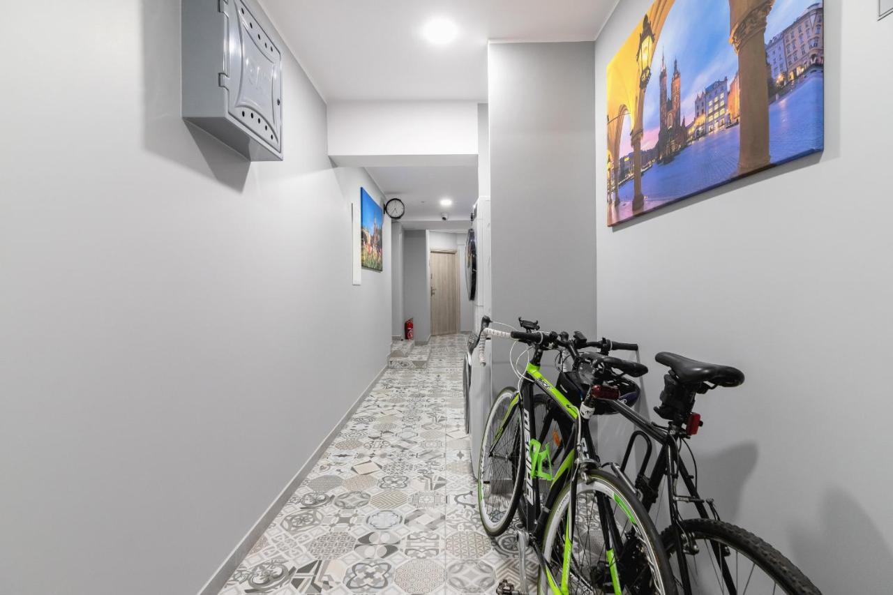 Underground Kielecka Rondo Mogilskie By Renters Krakow