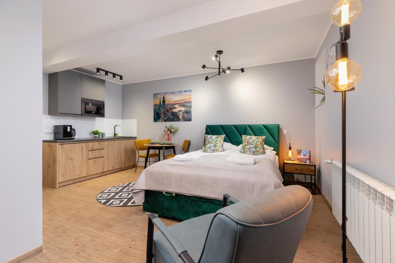 Underground Kielecka Rondo Mogilskie By Renters * Krakow