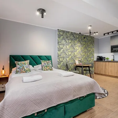 Underground Apartments Kielecka Rondo Mogilskie By Noclegi Renters Krasków Eksteriør bilde