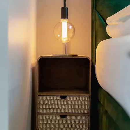 Underground Apartments Kielecka Rondo Mogilskie By Noclegi Renters Krasków Eksteriør bilde