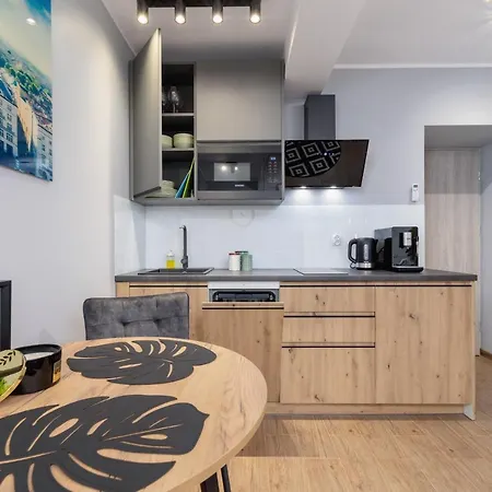Underground Apartments Kielecka Rondo Mogilskie By Noclegi Renters Krasków Eksteriør bilde